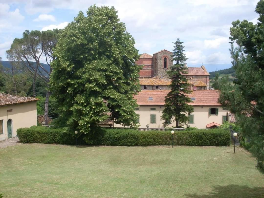 Villa Badia A Ruoti Luaran gambar